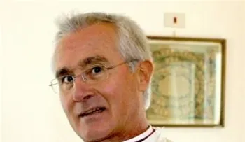Detienen a un monseñor del Vaticano por lavado de dinero