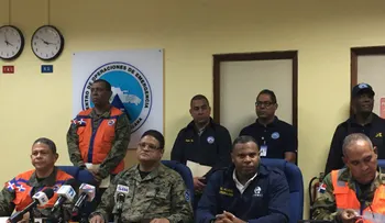 Las lluvias seguirán hasta el martes y llevan a 27 provincias bajo alerta; 1,842 viviendas afectadas y 14 destruidas 