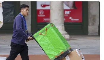 España suma 204.659 trabajadores extranjeros en 2025