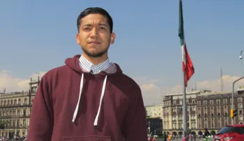 ¿Qué pasa después de la deportación? Así es la vida de un joven mexicano en un país que no conoce