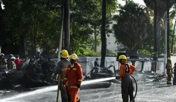 Fallecen dos personas tras explosión de un tanquero en el Malecón de Santo Domingo
