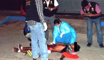 Video: una menor de 14 años mata de una puñalada a un adolescente