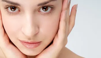 Algunos trucos para evitar el maquillaje y que nuestro rostro luzca natural y radiante