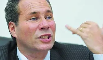 Gobierno argentino acusa a Nisman de sinvergüenza