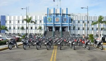 Gobierno entrega 60 motocicletas a la Policía para patrullaje