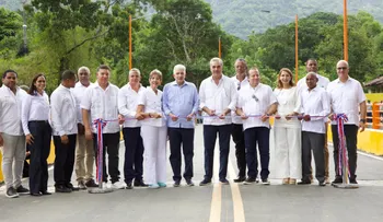 Abinader entrega puente en Altamira y fortalece la comunicación y agricultura