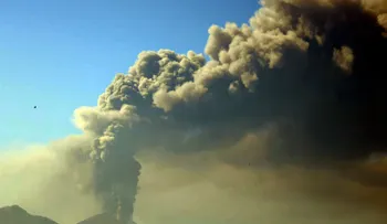 Alerta amarilla en Guatemala por volcán en nueva fase de erupción