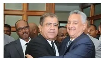 Hernández Peguero y Pércival Peña retiran querellas y se dan un abrazo