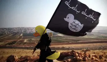 ¿Patos terroristas?: las cabezas de los miembros del EI son reemplazadas por patos de goma