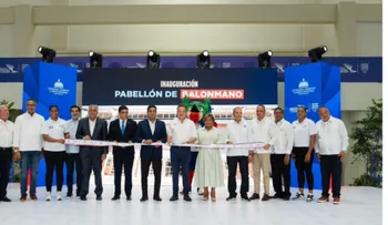 MIVHED entrega renovado pabellón de balonmano en Parque del Este