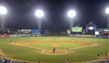 Sigue Todos contra Todos: Escogido-Aguilas en el Cibao; Gigantes-Licey en el Quisqueya