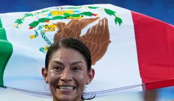 México rompe récord de oros en Centroamericanos, Galván triunfa en 10 mil metros