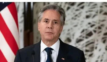 Blinken califica de "inaceptable" ataque iraní contra Israel y pide una condena global