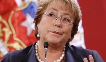 Presidenta de Chile admite que 2015 ha sido su peor año de gobierno