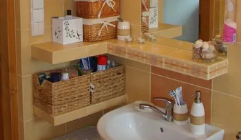 7 cosas que nunca deberías guardar en el baño