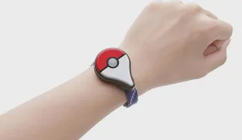 Largas colas en Japón el día del lanzamiento del dispositivo Pokémon GO Plus