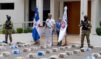 Cae narcolancha con 1,743 paquetes de presunta droga