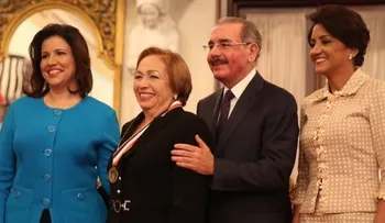 13 mujeres dominicanas reciben Medalla al Mérito