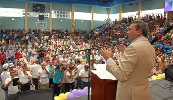 Radhamés Segura lanza precandidatura presidencial
