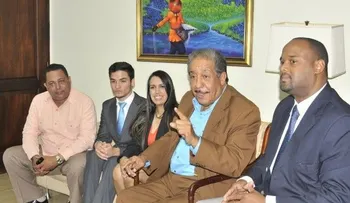 Fello Suberví garantiza como alcalde devolverá a la capital â??su esplendor â?? 