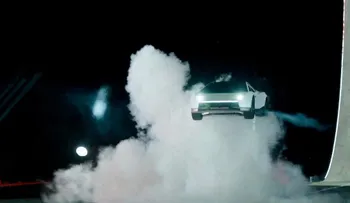 Más allá del Tesla Roadster: los vehículos que buscan combinar la carretera con el vuelo