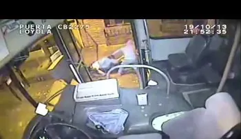 Hieren uno durante enfrentamiento a pedradas y puñaladas entre taxistas