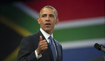 Obama se reúne con familia de Mandela