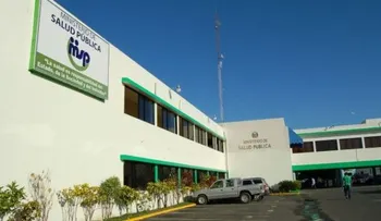 Ministerio de Salud decomisa medicinas en allanamientos a â??boticas comunitariasâ? en Nagua