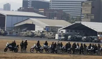 Chavismo confirma que militares pro Guaidó abandonaron base que habían tomado