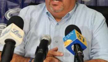 Licey bota 14 peloteros
