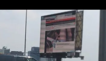 El insólito espectáculo pornográfico que paró el tráfico en vía rápida de la Ciudad de México (VIDEO)