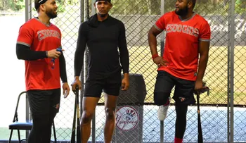 Sócrates Brito y John Gil se reportan a los Leones