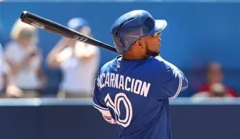 Edwin Encarnación batea 2 jonrones y remolca 5 en victoria de Azulejos sobre Orioles