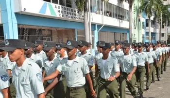 AMET lanza 350 nuevos agentes a la calle