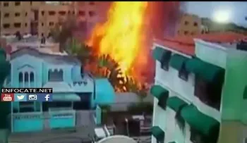 Video muestra alguien grabando explosión en planta de gas antes de que iniciará