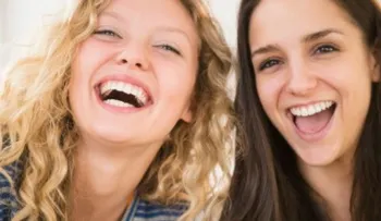 Que rías (y sonrías) más o menos depende de tus genes