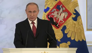 Vladímir Putin: "El intento de crear un mundo unipolar se ha derrumbado"