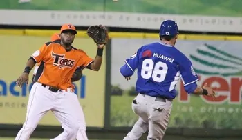 Leones, Toros y Estrellas tras el último boleto a la Serie Final