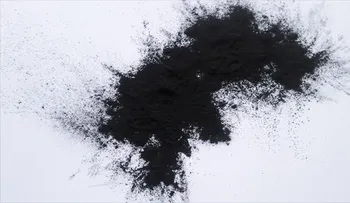 Un emprendedor reinventó el color negro para cuidar el medio ambiente