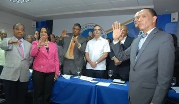 Abinader: pacto entre Danilo y Miguel es un reparto de los recursos del Estado 