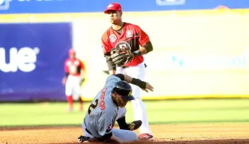 Águilas ganan noveno en linea del Round Robin, propinan cuarto revés corrido a los Leones