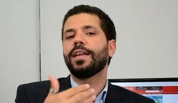 Juristas rechazan referendos para restablecer la reelección