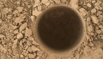Los astrónomos resuelven el enigma de cuando algo cae en un agujero negro