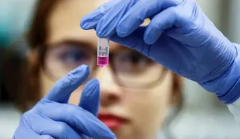 Microbiólogo español Ignacio López: El coronavirus ni se está debilitando ni se está volviendo más virulento