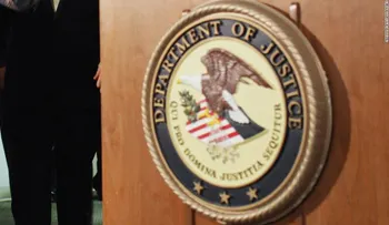 Departamento de Justicia indagará sobre investigación del mail de Hillary Clinton