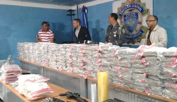 Dican decomisa 278 paquetes de cocaína y detiene siete personas