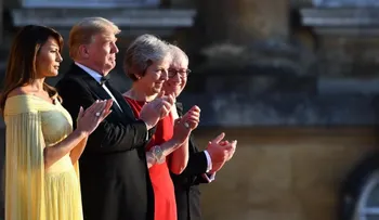 Trump llegó a su primera visita a Gran Bretaña y criticó a Theresa May, el brexit y la inmigración