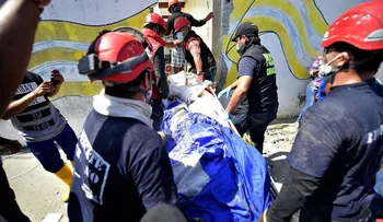 Aumenta a 480 el número de muertos en Ecuador tras el terremoto