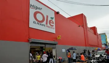 Hipermercados Olé afirma que pagó bonificación superior a la exigida por la ley