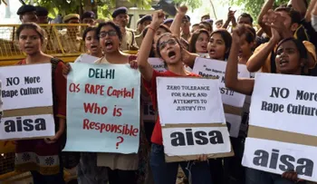 Violaciones a niñas horrorizan a Nueva Delhi